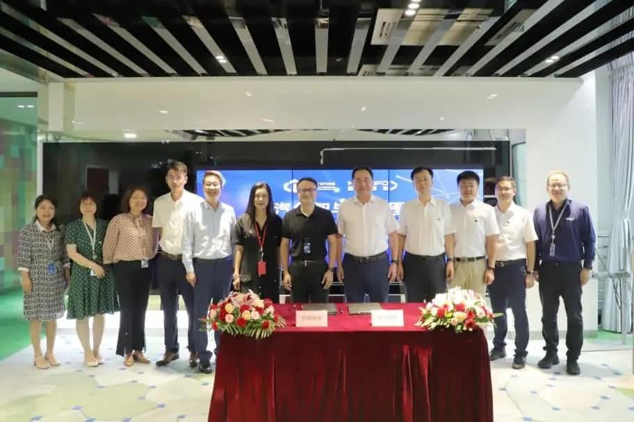 海洋之神hy590与中汽创智签订战略合作框架协议 集中优势有助于汽车智能化开展